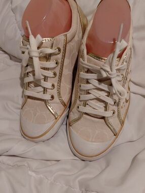 Coach Cream and Metallic Gold Low-Top Logo Sneakers
